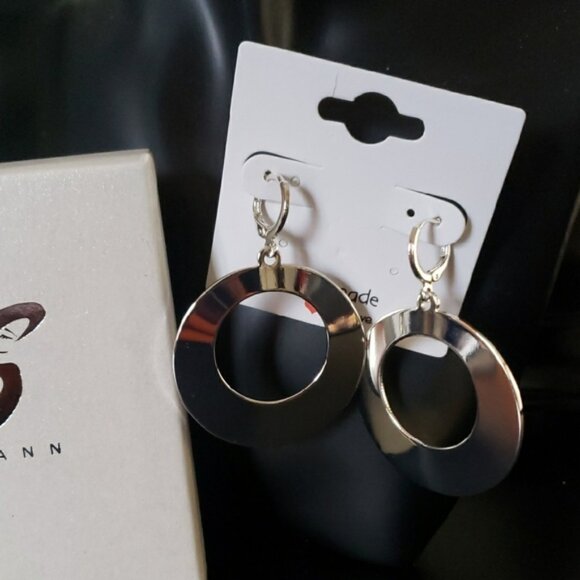 Women 14k Silver Plated Geometric Round Dangle High Polished Surface Earrings - Picture 6 of 9